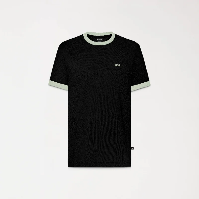 Men's plus - size pocket t - shirts with a classic lookFERNTON T-SHIRT MEN BLACK
