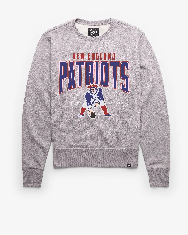 Christmas - themed men sweatshirt for the holiday season NEW ENGLAND PATRIOTS HISTORIC TEAM ELEMENTS ARCH '47 HEADLINE CREW