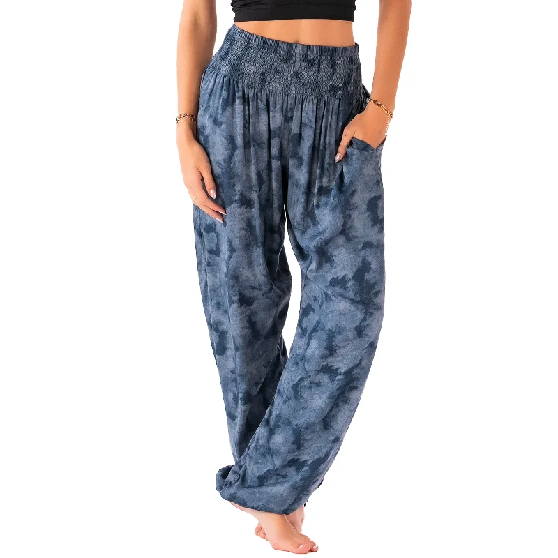 Men's plaid pattern casual wool pants for a preppy winter style Pampa Point Harem Pants