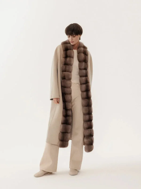 Waterproof men coats with taped seams for heavy rain and snow days Cashmere coat with natural sable fur trim
