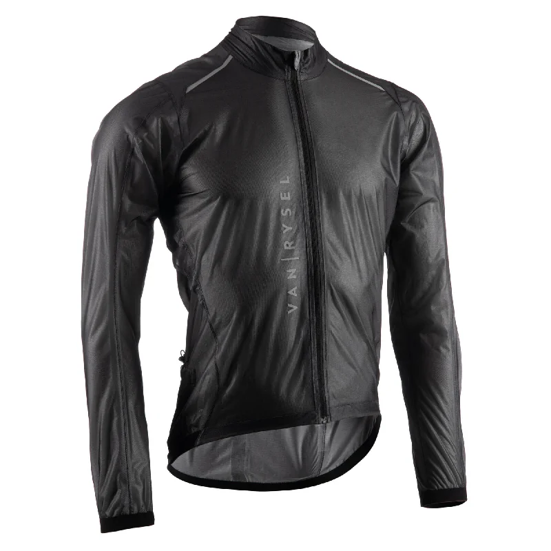 Men jackets with a media - friendly pocket for easy access to gadgets Van Rysel Ultralight Rainproof Cycling Jacket Men's