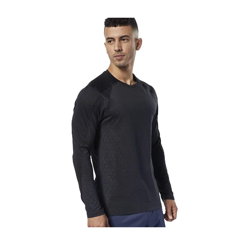 Men's button - front t - shirts with a unique artistic print Reebok Mens OST Smartvent Basic T-Shirt, Black, X-Large
