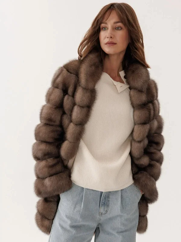 Waterproof men coats with taped seams for heavy rain and snow days Sable coat with a stand-up collar in Desert Ice color