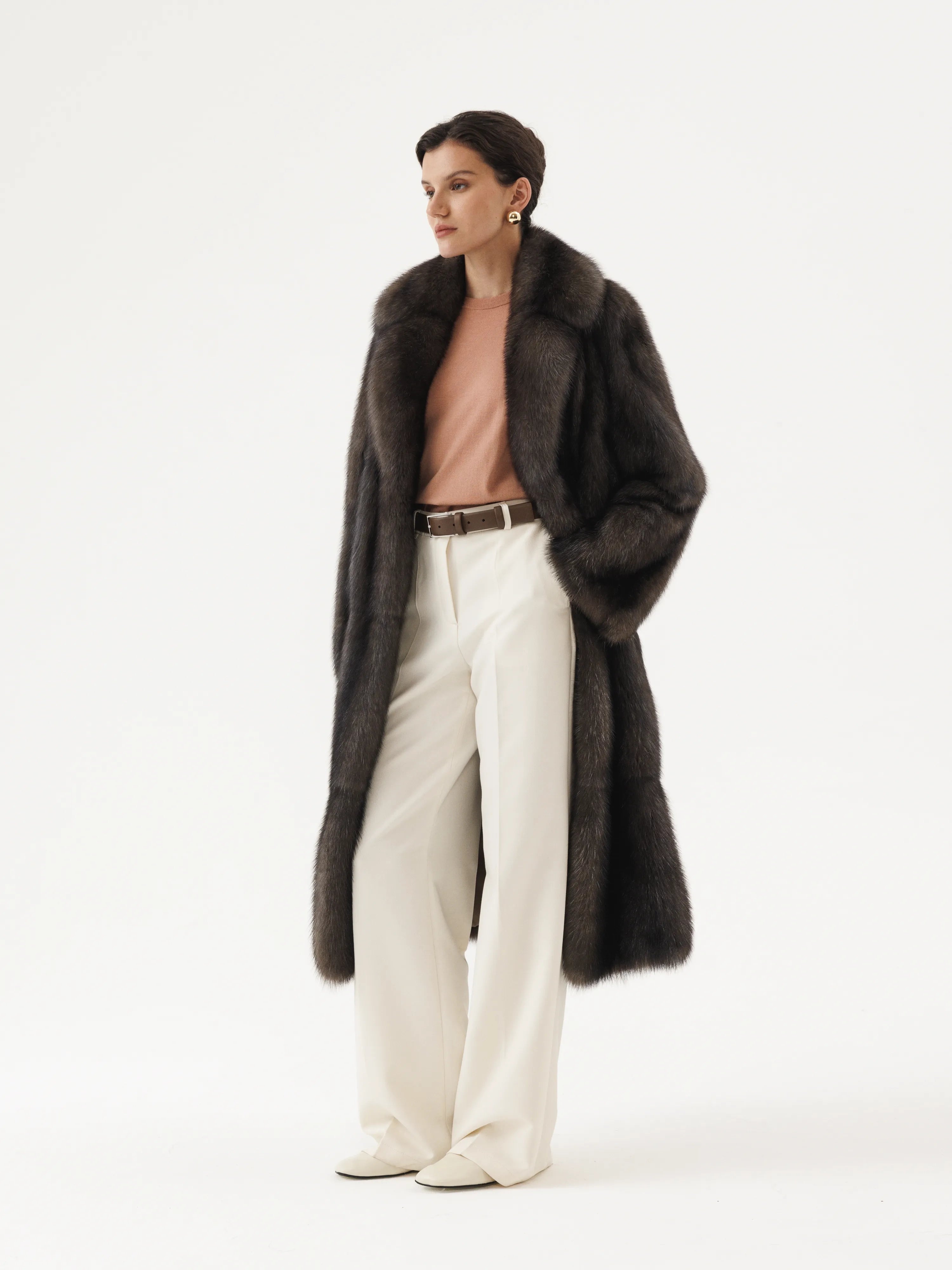 Men coats with a zip - out lining for easy cleaning and versatility Ganzer Zobelmantel