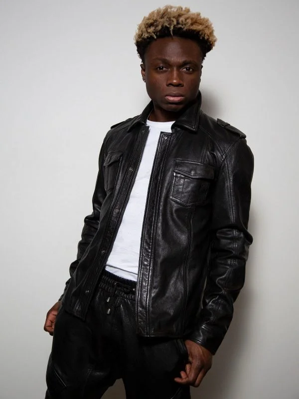 Men leather peacoats with a wool - blend lining for extra warmth in cold weather Black Leather Jacket