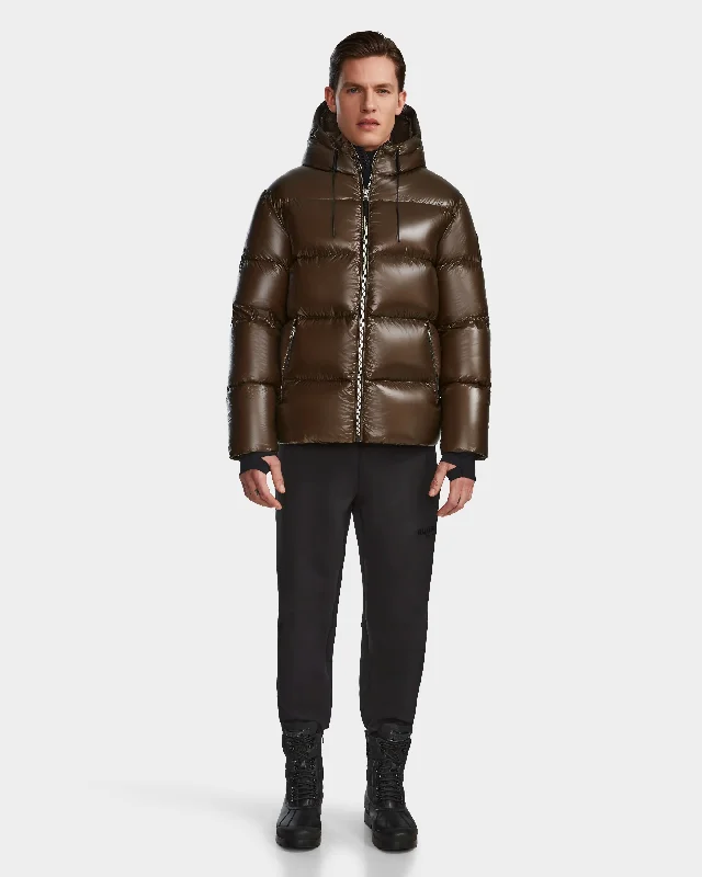 Men down jackets with a trendy color - block design for a fashion - forward look DANIEL S MEN'S GLOSSY DOWN PUFFER