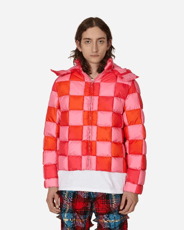 Long - length men down jackets to provide extra coverage and warmth Gradient Checker Hooded Puffer Jacket Pink