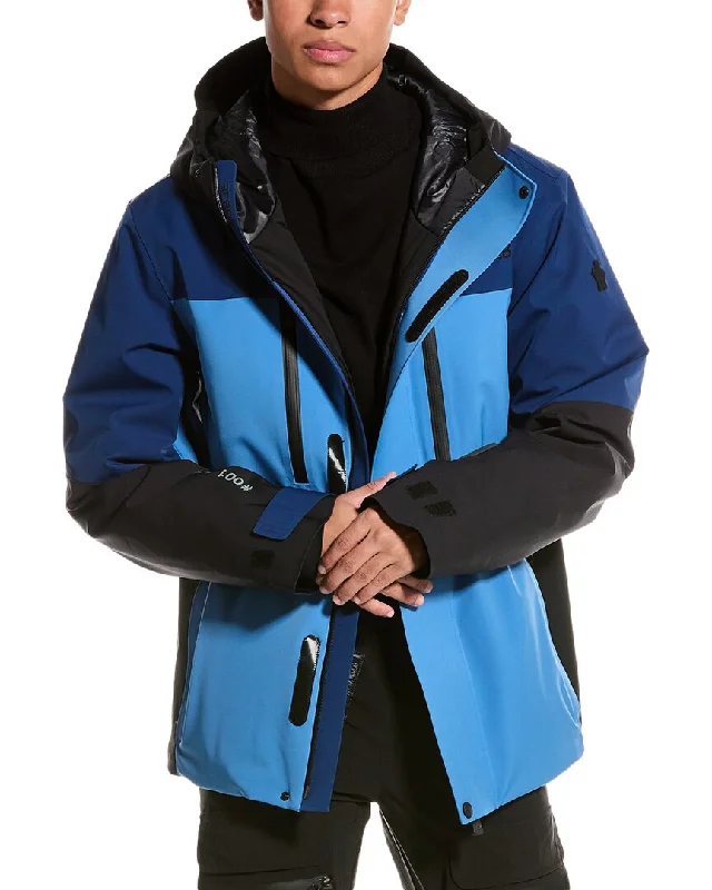 Men down jackets with a trendy color - block design for a fashion - forward look Moncler Down Jacket