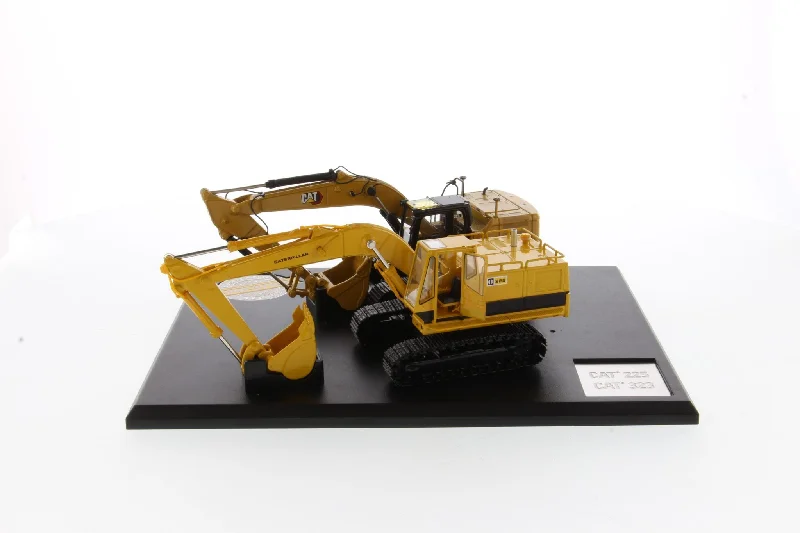 1/50 Caterpillar 225 & 323 Hydraulic Excavator Evolution Series