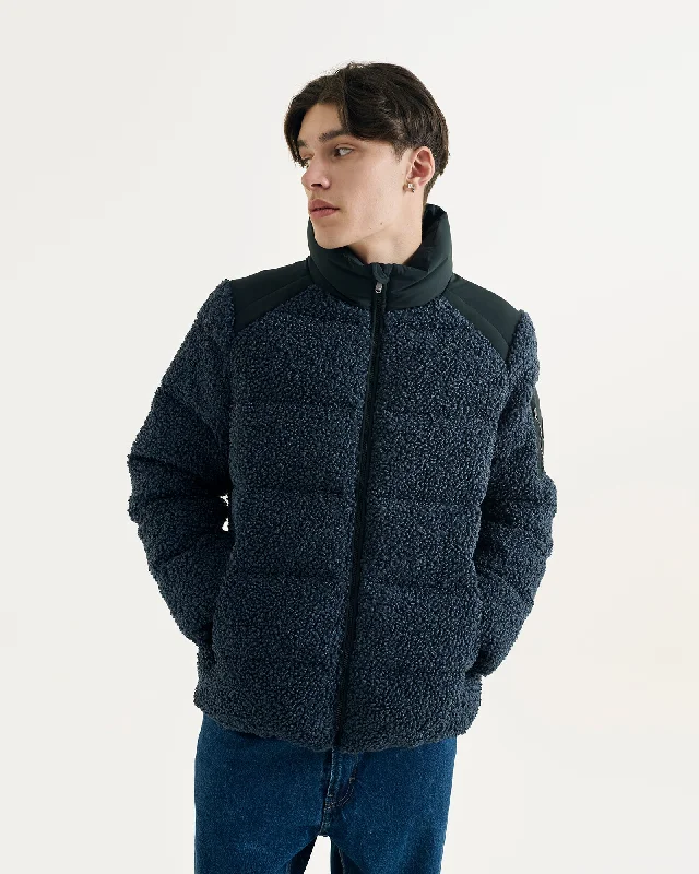 Long - length men down jackets to provide extra coverage and warmth Matheo Extreme Cold bi-material sherpa fleece down jacket Navy