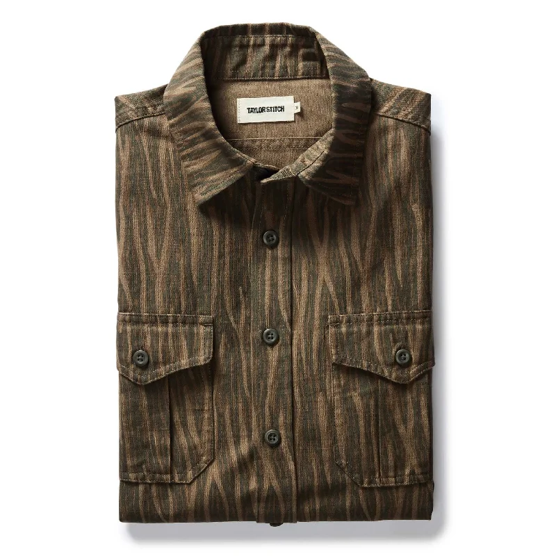Men's waterproof long sleeve rain shirts for outdoor hiking in the rain The Saddler Shirt in Bark Print Broken Twill